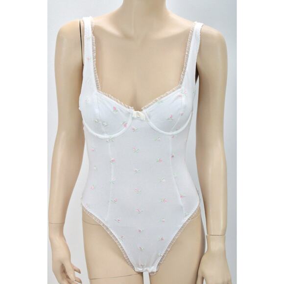 Vintage Victorias Secret Teddy Small 34B White Cotton Embroidered Pink Rose Buds - Picture 1 of 10